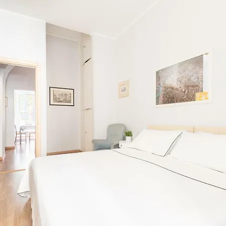 Guest house La Corte Pontificia 3*