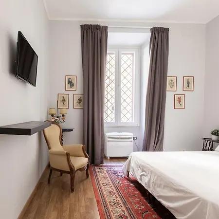 La Corte Pontificia 3* Rome